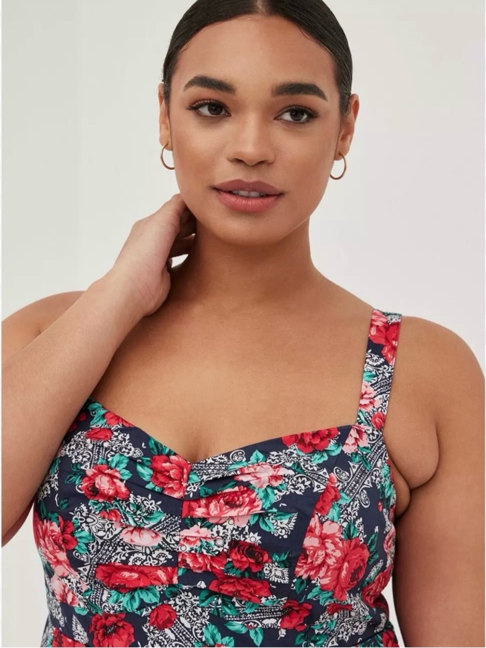 Torrid Retro Chic Floral Sweetheart Neckline Tank Bodysuit - Navy & Red